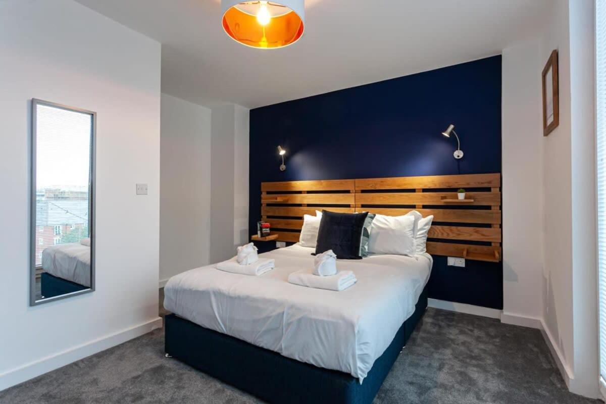 Superb 2 Bed Flat 5Min To Old Trafford Stadium Manchester Ngoại thất bức ảnh